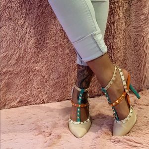 Wild Diva tan multicolor teal & orange strap heel